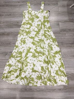 Vince Camuto Floral A-Line Maxi Skirt with Green Background L